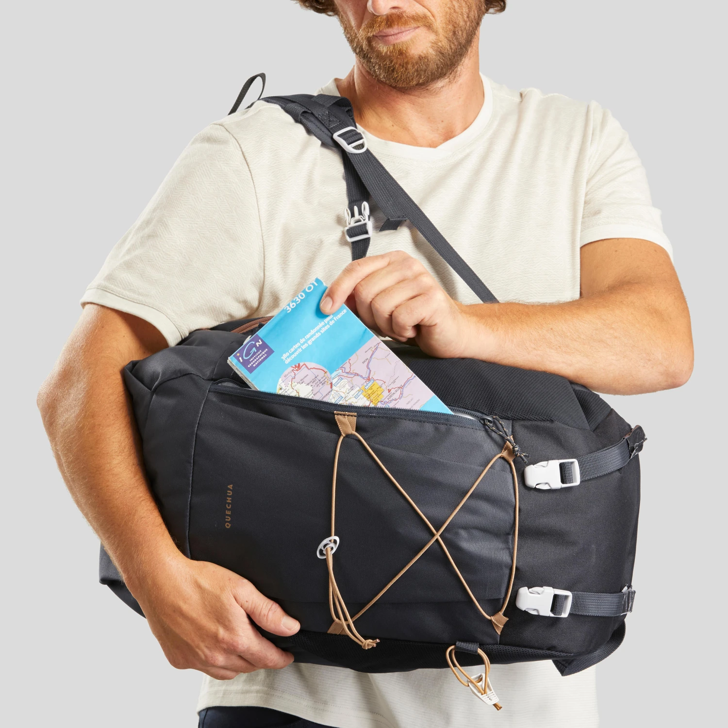 Quechua Hiking Backpack 30L 7 Quechua Hiking Backpack 30L - Image 7