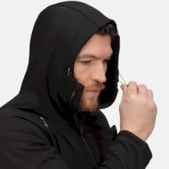 Regatta Mens Surrender Soft Shell Jacket (Iron/Black) -Hiking Gear Shop k1b80ceee4cd202cef96c6cdc1115e1ab