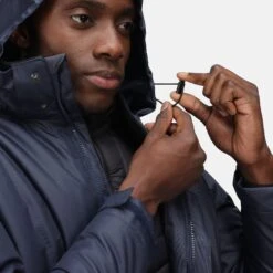 Regatta Mens Blockade Waterproof Jacket (Black) 17 Regatta Mens Blockade Waterproof Jacket (Black) -Hiking Gear Shop k3a3f1927f8792c7f9cf71f8cbb7e4926