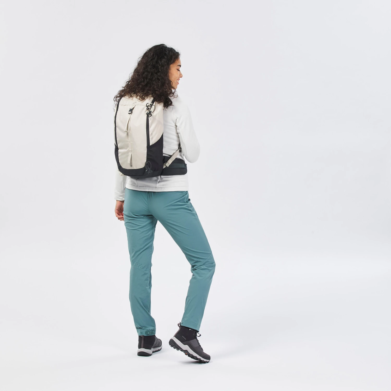 Quechua Mountain Hiking Backpack 20L 4 Quechua Mountain Hiking Backpack 20L - Image 4