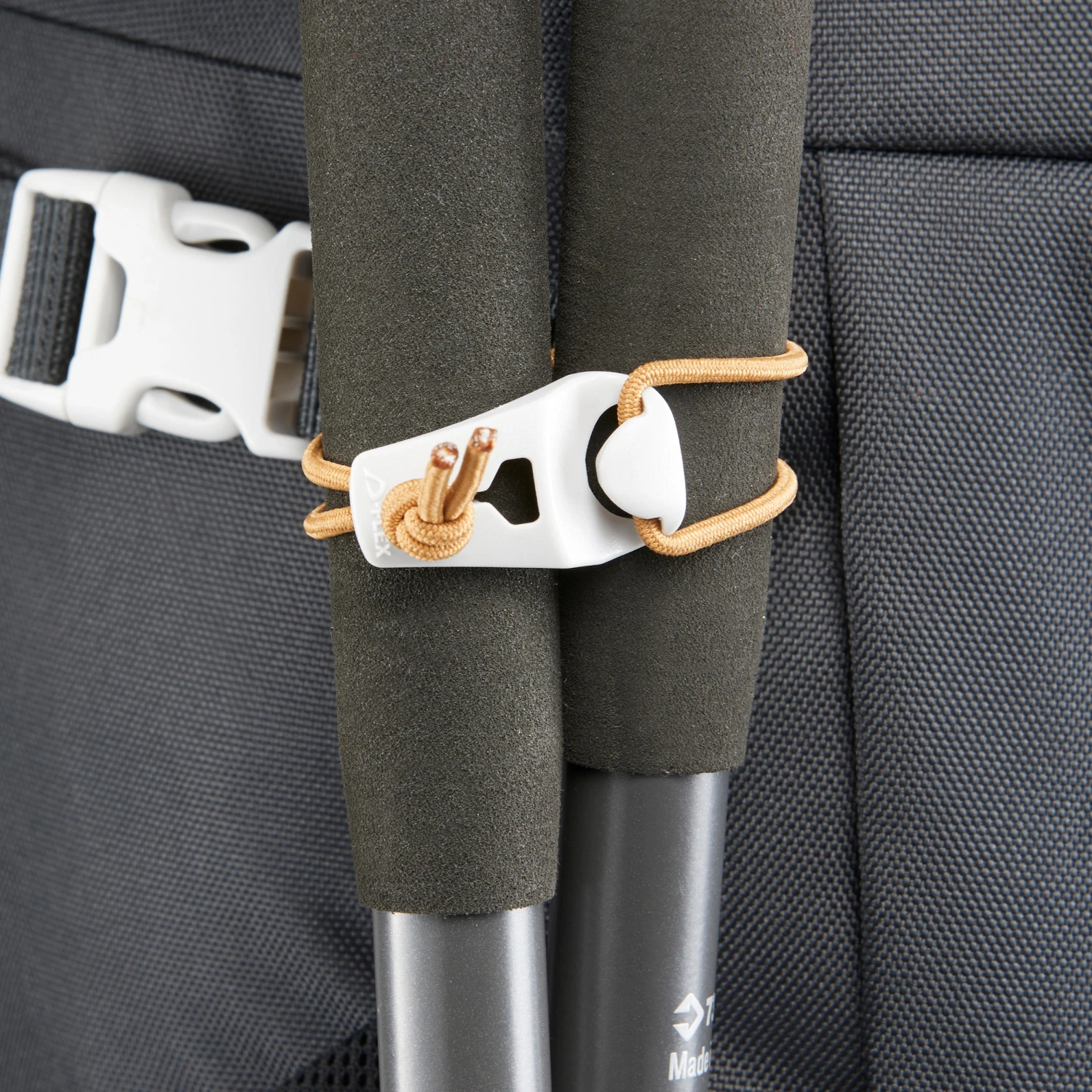 Quechua Hiking Backpack 30L 8 Quechua Hiking Backpack 30L - Image 8