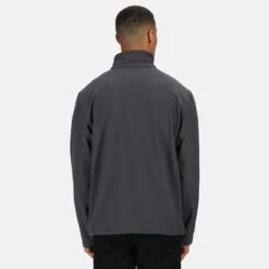 Regatta Reid Mens Softshell Wind Resistant Water Repellent Jacket (Black) -Hiking Gear Shop k7c3a094c9bcc5b5f8236d0ca73427d23