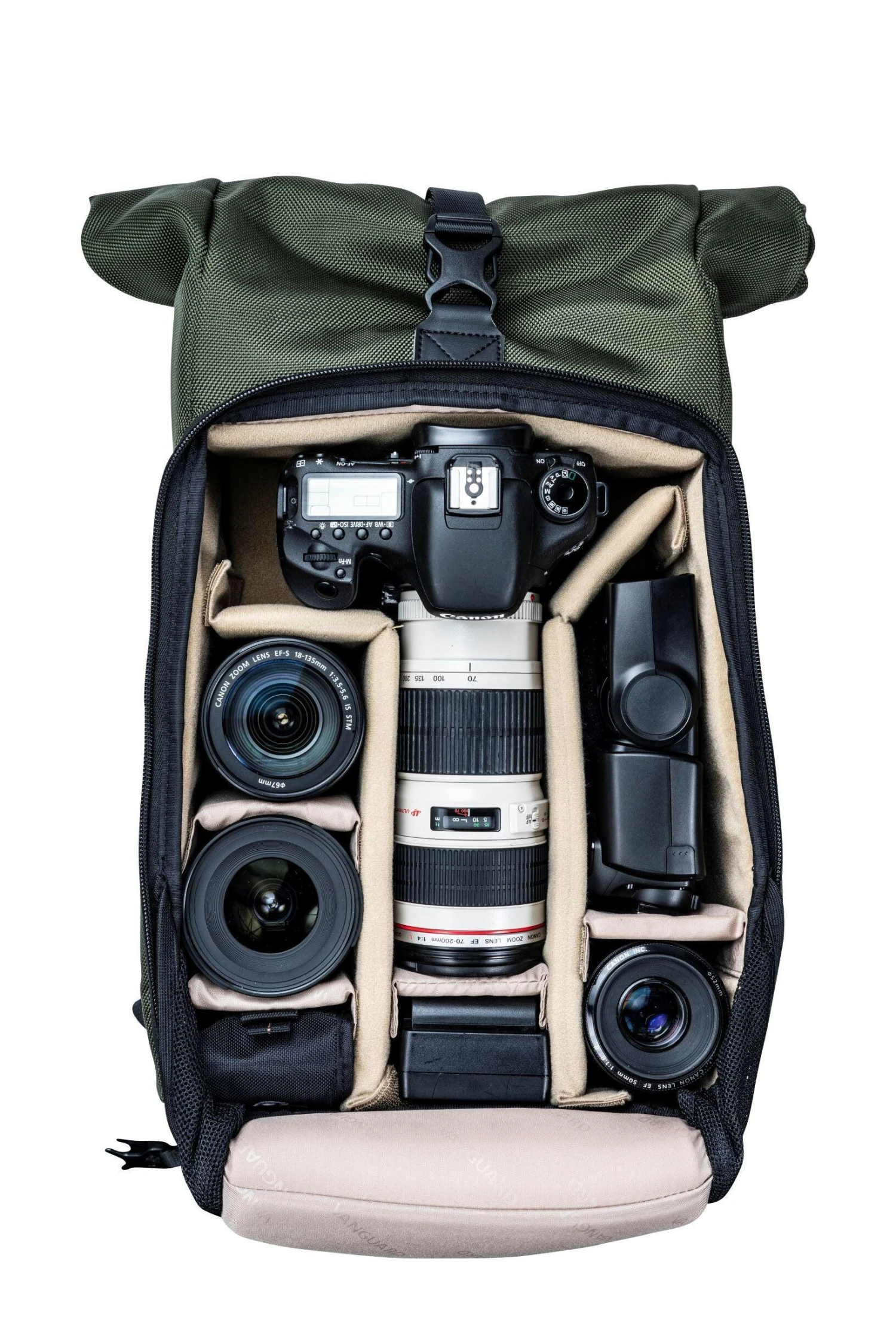 Vanguard VEO Select 43RB BK - Roll-Top Camera Backpack 7 Vanguard VEO Select 43RB BK - Roll-Top Camera Backpack - Image 7