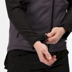 Regatta Mens Surrender Soft Shell Jacket (Iron/Black) -Hiking Gear Shop k7e0365b92a0898eabb446793f3b787f7