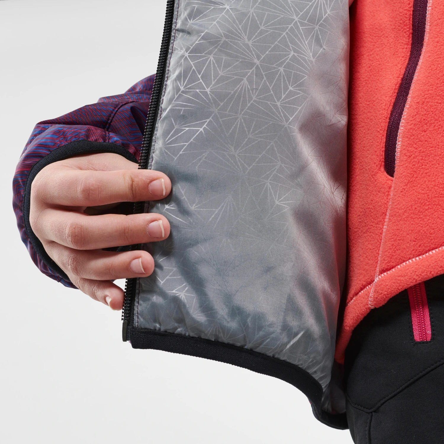 Quechua Kids’ Padded Hiking Jacket MH500 7 7 Quechua Kids’ Padded Hiking Jacket MH500 7 - Image 7