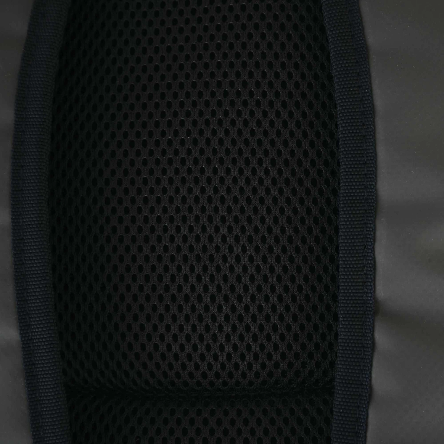 Dare 2b Ardus Adults' Hiking 30 Litre Waterproof Backpack 7 Dare 2b Ardus Adults' Hiking 30 Litre Waterproof Backpack - Image 7