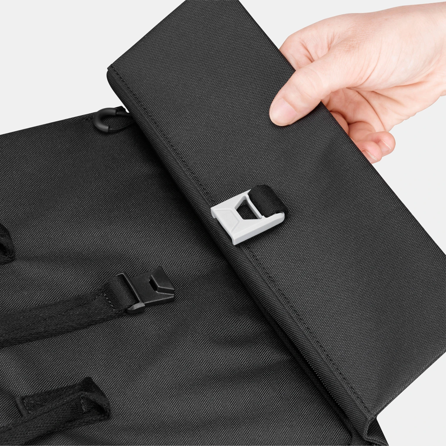 Quechua Hiking Backpack 16L 10 Quechua Hiking Backpack 16L - Image 10